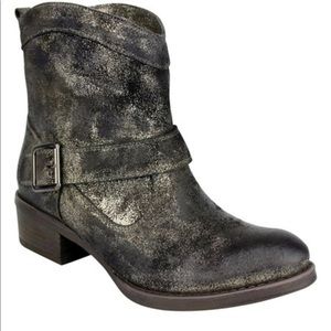 Naughty Monkey Metalicah Bootie Pewter